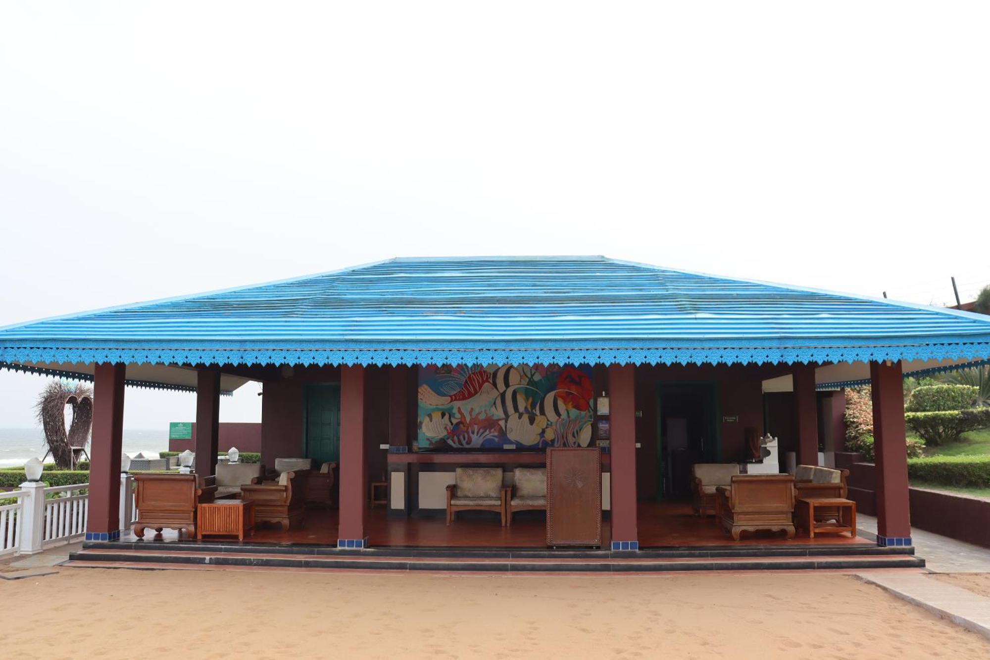 Mayfair Palm Beach Resort Gopālpur Екстериор снимка