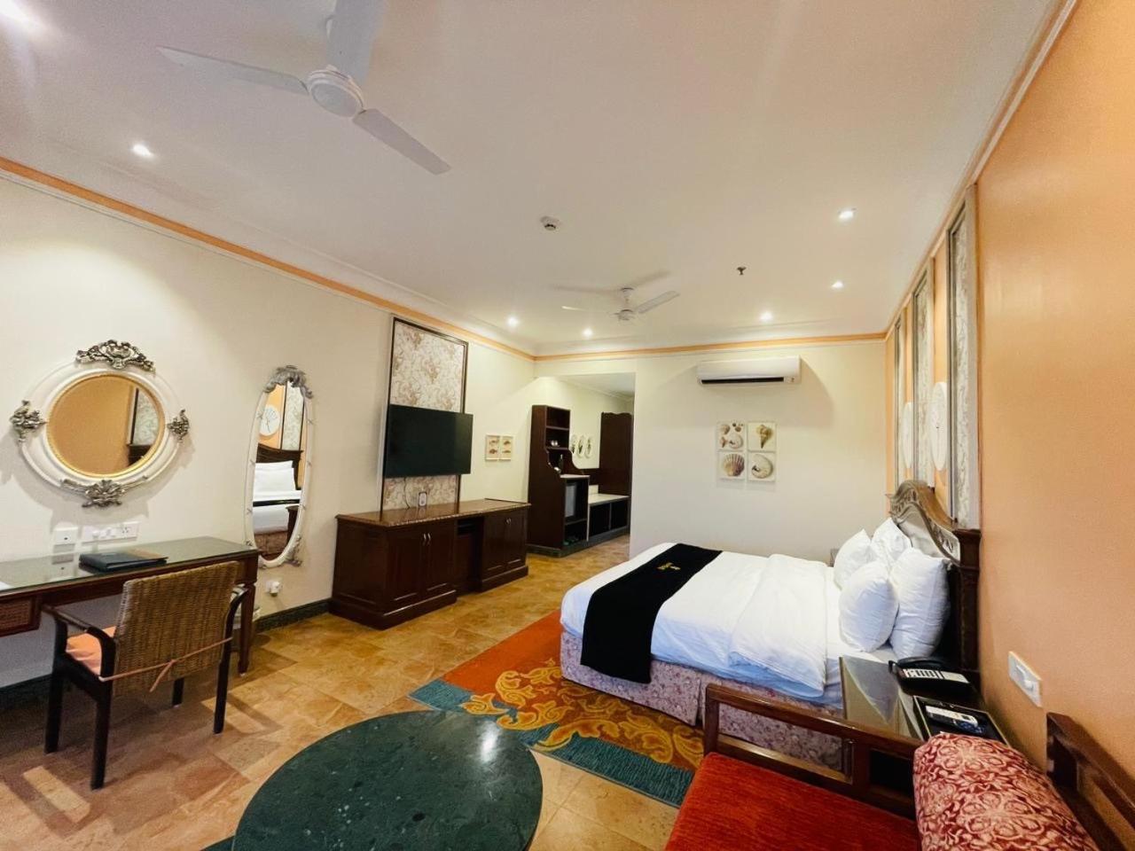 Mayfair Palm Beach Resort Gopālpur Екстериор снимка