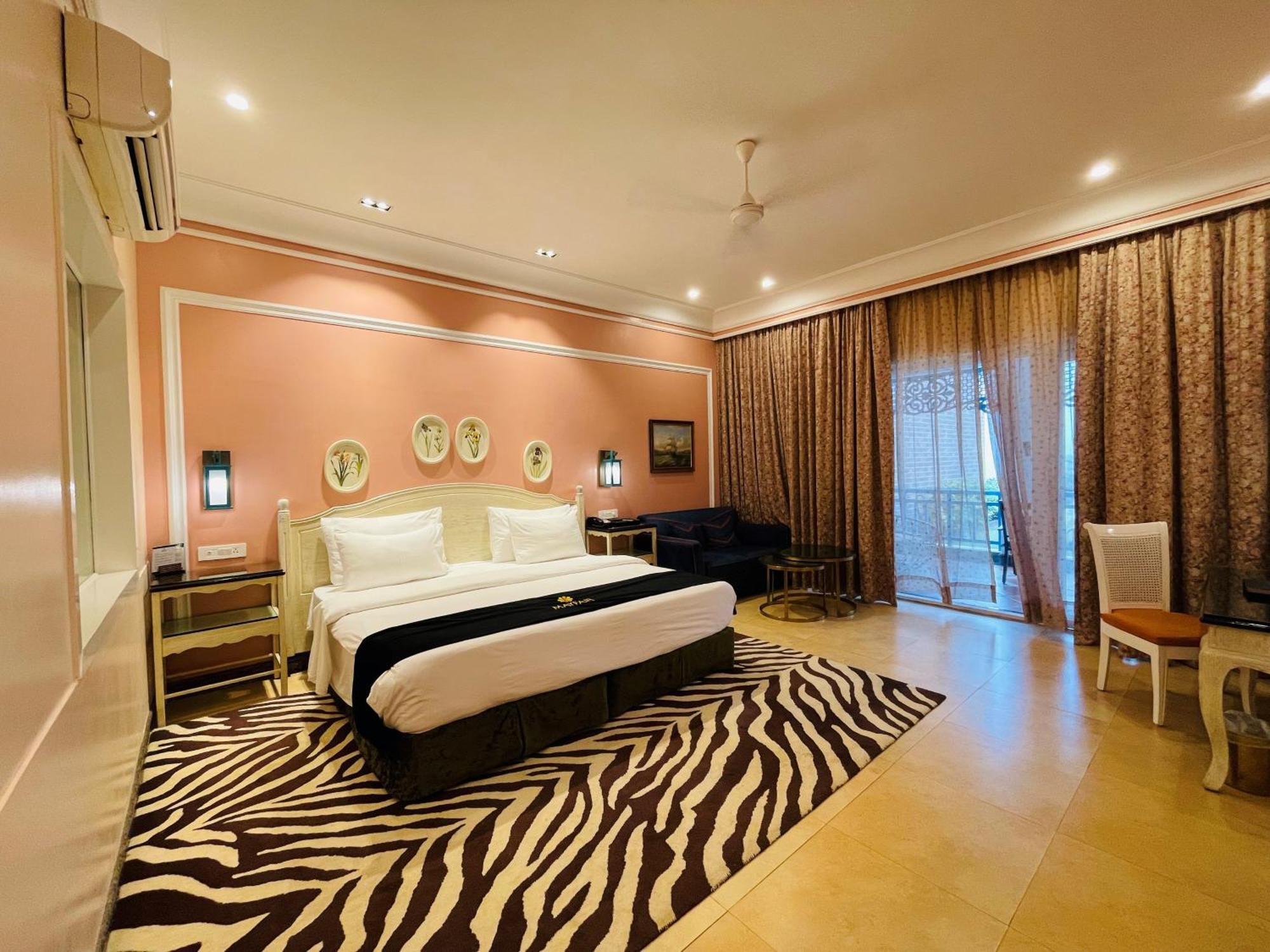 Mayfair Palm Beach Resort Gopālpur Екстериор снимка